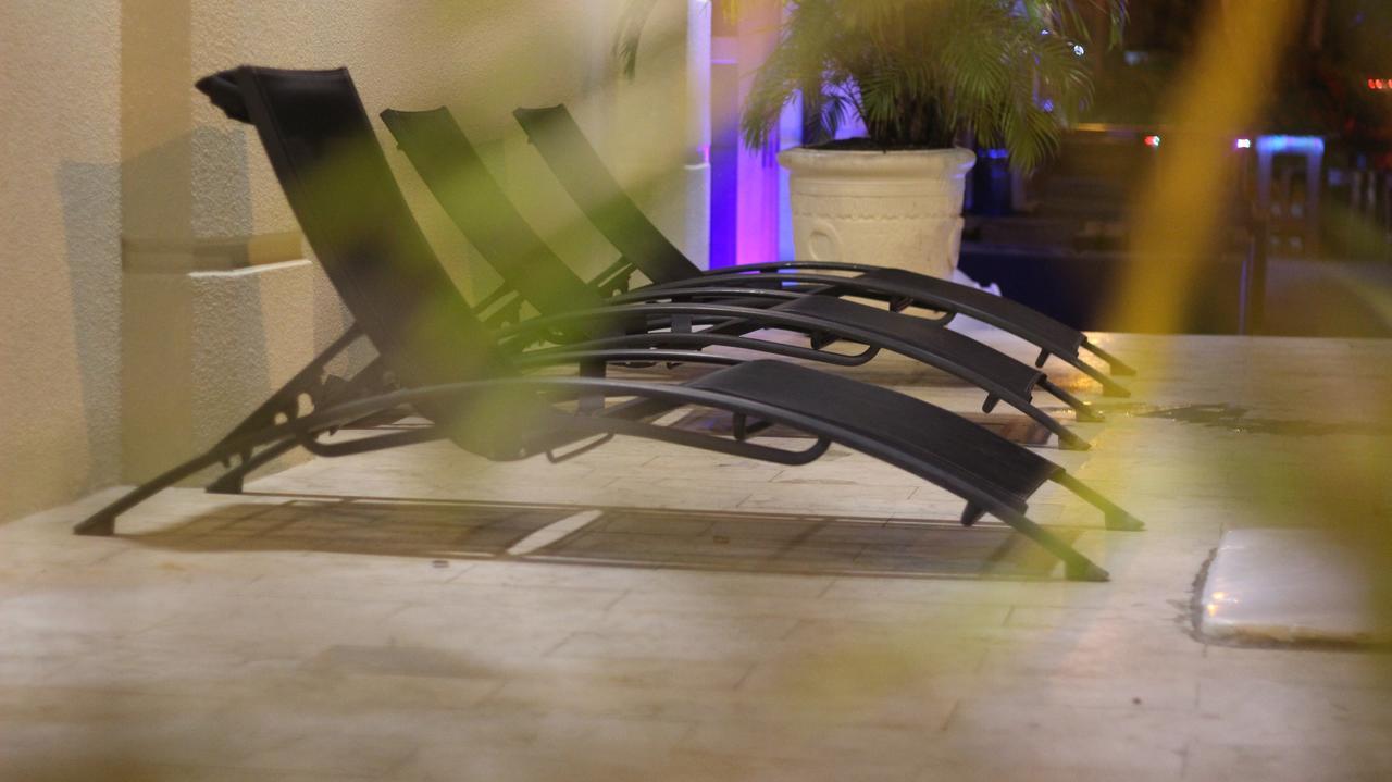 Hotel Elegance Nv Παραμαρίμπο Εξωτερικό φωτογραφία